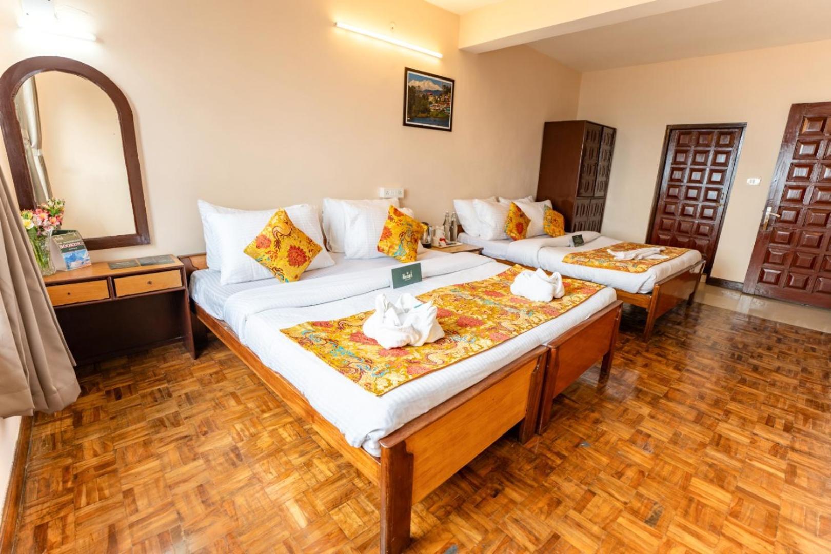 Muscatel Fairmont - 100 Mts From Mall Road Νταρτζίλινγκ Εξωτερικό φωτογραφία